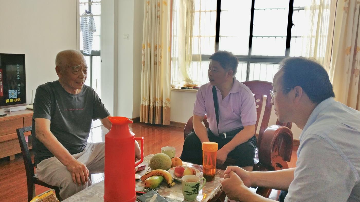 不忘初心、永感黨恩 -----省榮康醫(yī)院“七一”前夕走訪慰問...